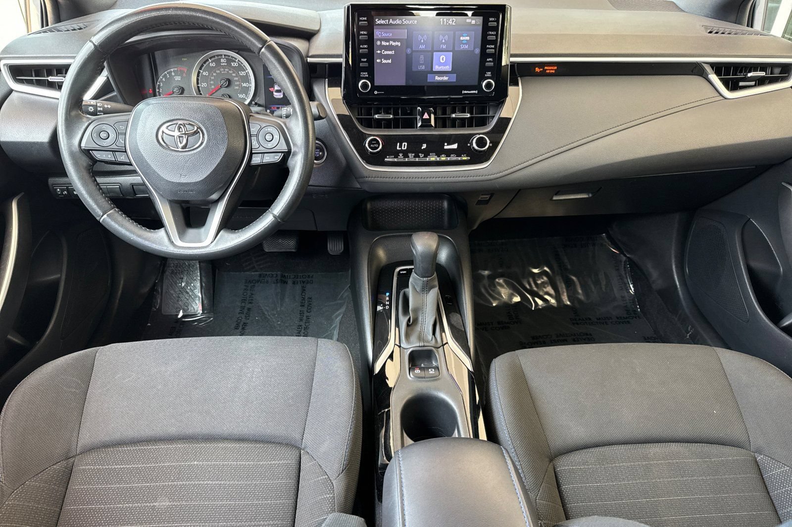 Certified 2022 Toyota Corolla SE w/ SE Premium Package FWD image 18