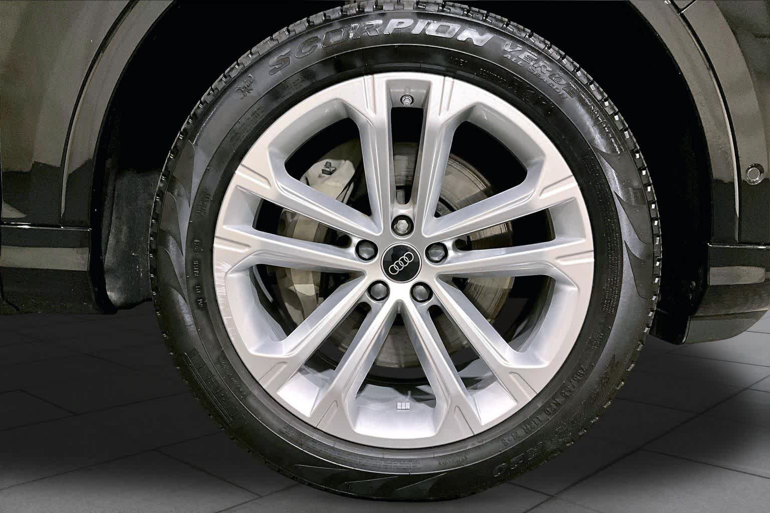 Used 2025 Audi Q7 3.0T Premium Plus AWD/4WD image 10