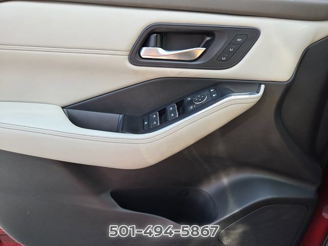 Used 2024 Nissan Rogue SL w/ SL Premium Package FWD image 27