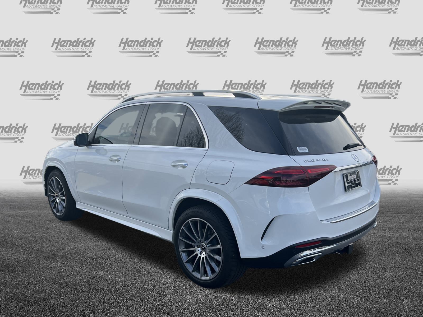 Used 2025 Mercedes-Benz GLE 450e 4MATIC image 8