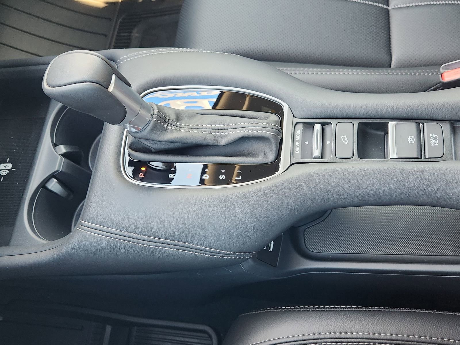 New 2026 Honda HR-V EX-L image 23