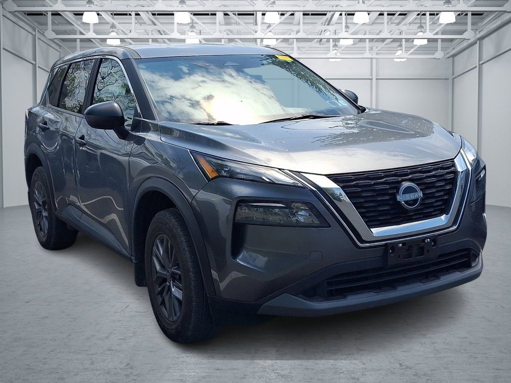 Used 2023 Nissan Rogue S AWD/4WD image 3