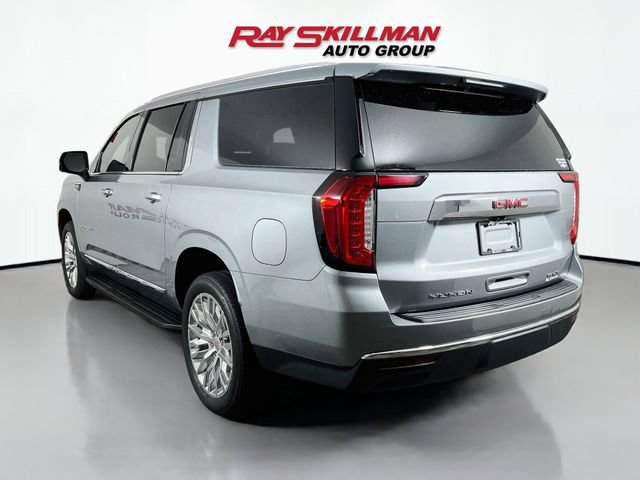 Used 2023 GMC Yukon XL SLT w/ SLT Premium Package AWD/4WD image 5