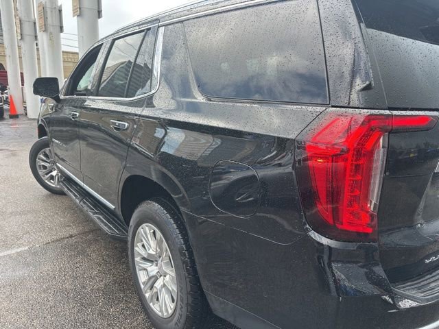 Used 2024 GMC Yukon Denali w/ Advanced Technology Package image 3