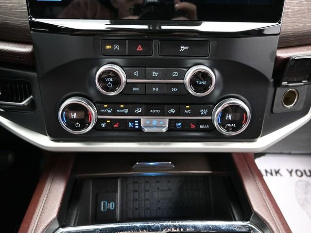 Used 2024 Ford Expedition Max Limited image 45