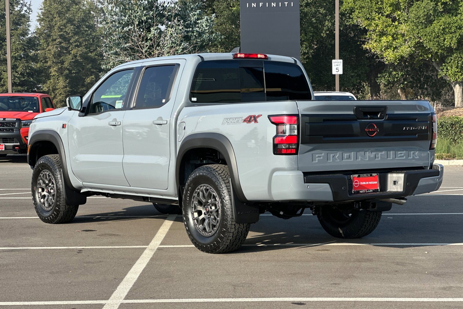 New 2026 Nissan Frontier PRO-4X w/ Pro-4x Convenience Package image 6