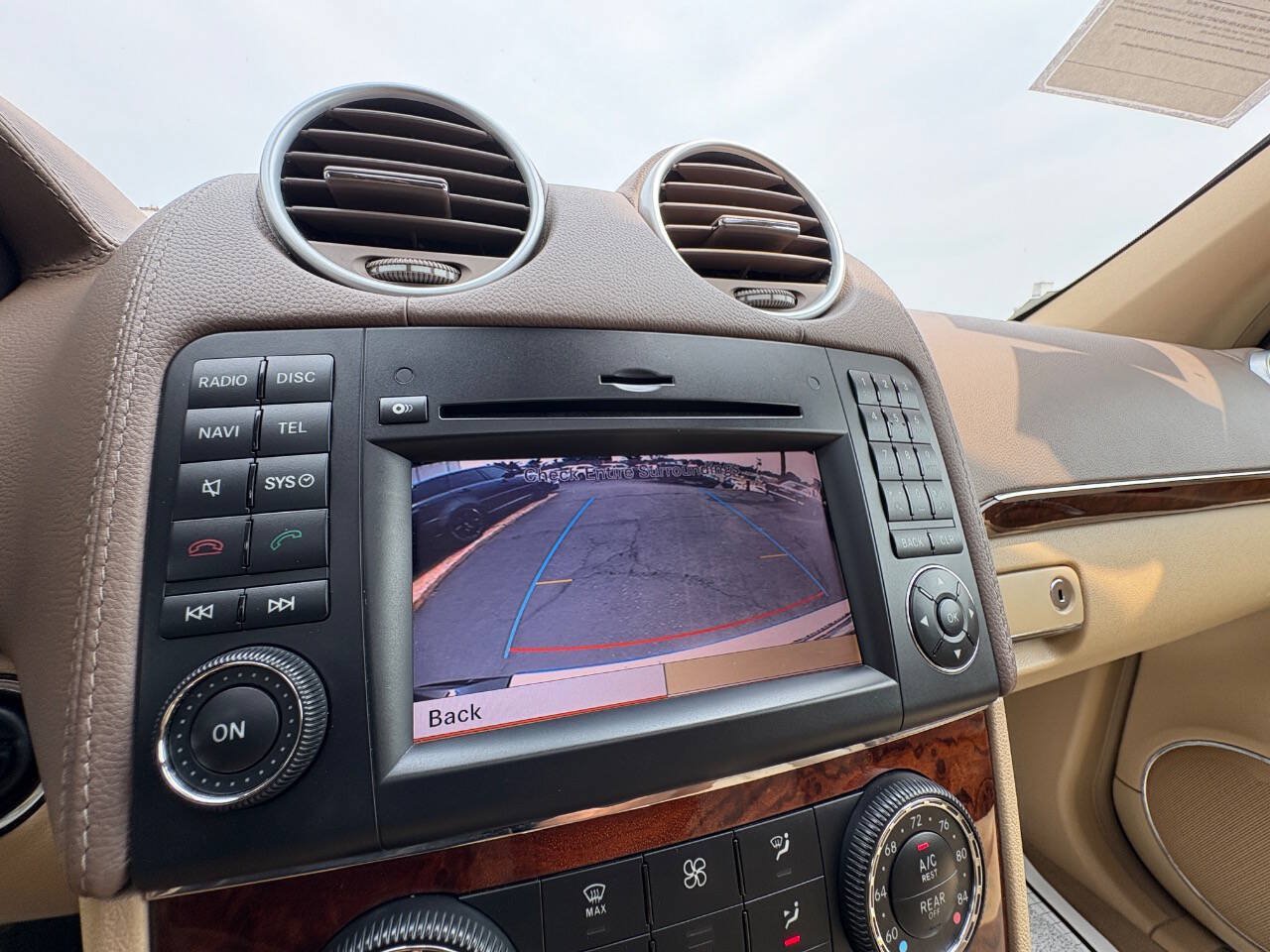 Used 2012 Mercedes-Benz GL 450 4MATIC image 22