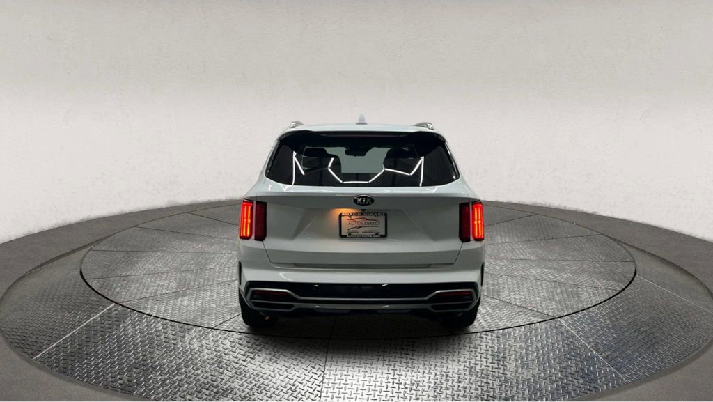 Used 2021 Kia Sorento SX image 7