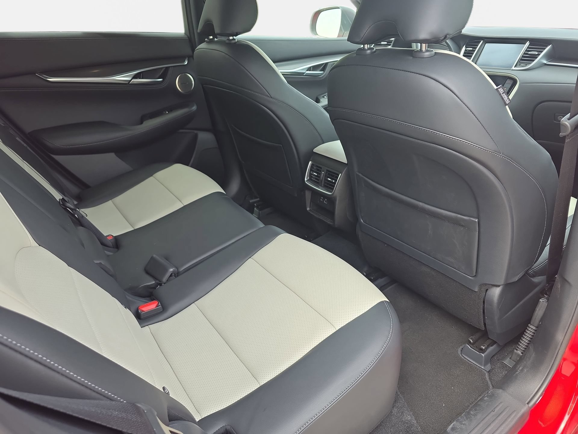 Certified 2025 INFINITI QX55 Essential AWD/4WD image 11