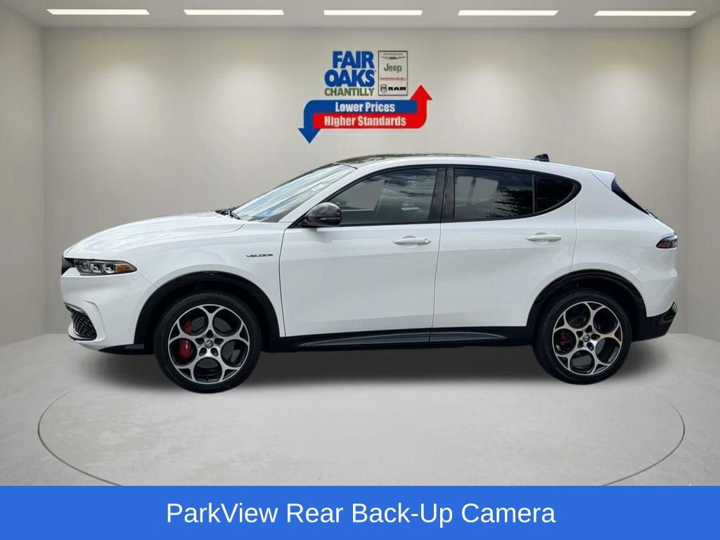 Used 2025 Alfa Romeo Tonale Veloce w/ Premium Package image 12