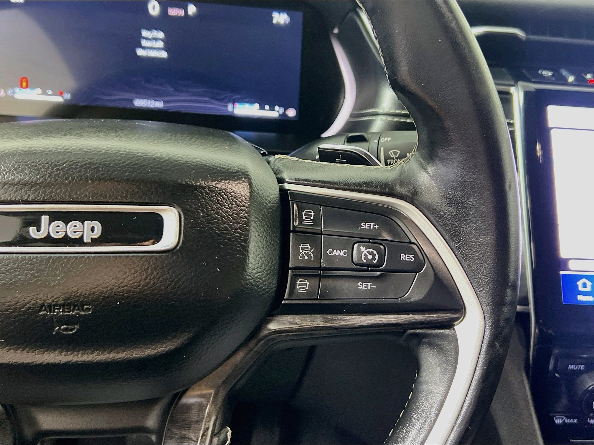 Used 2021 Jeep Grand Cherokee L Limited RWD image 19