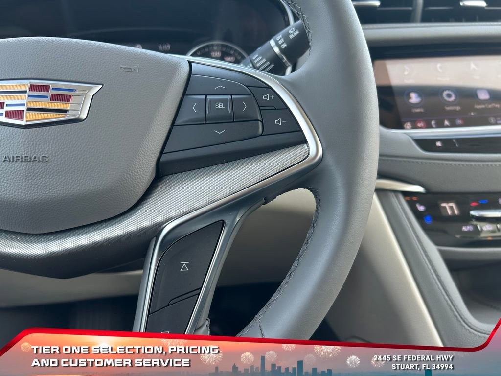 Used 2025 Cadillac XT5 Premium Luxury image 26