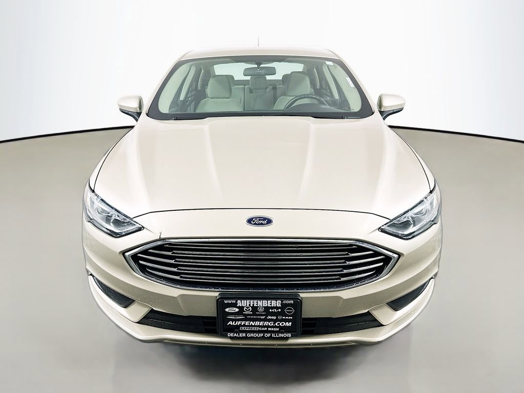 Used 2018 Ford Fusion S image 2