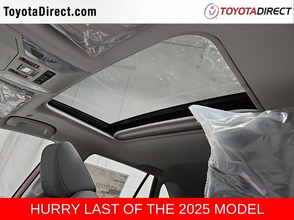 New 2025 Toyota RAV4 XLE image 11