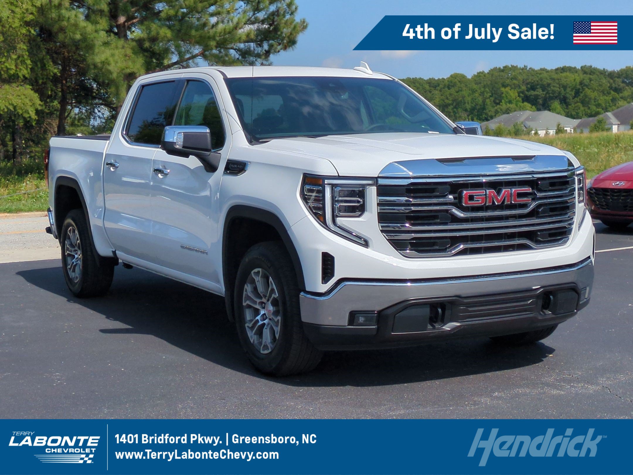 Used 2026 GMC Sierra 1500 SLT RWD image 1