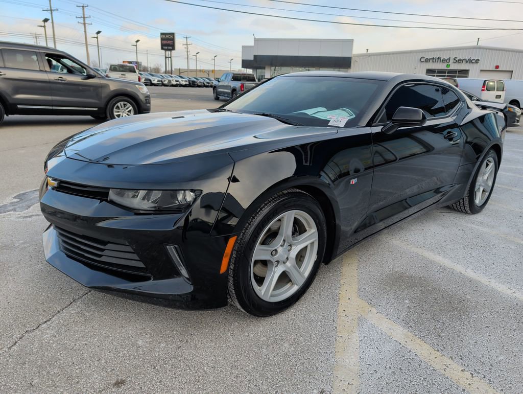 Used 2017 Chevrolet Camaro LT image 3
