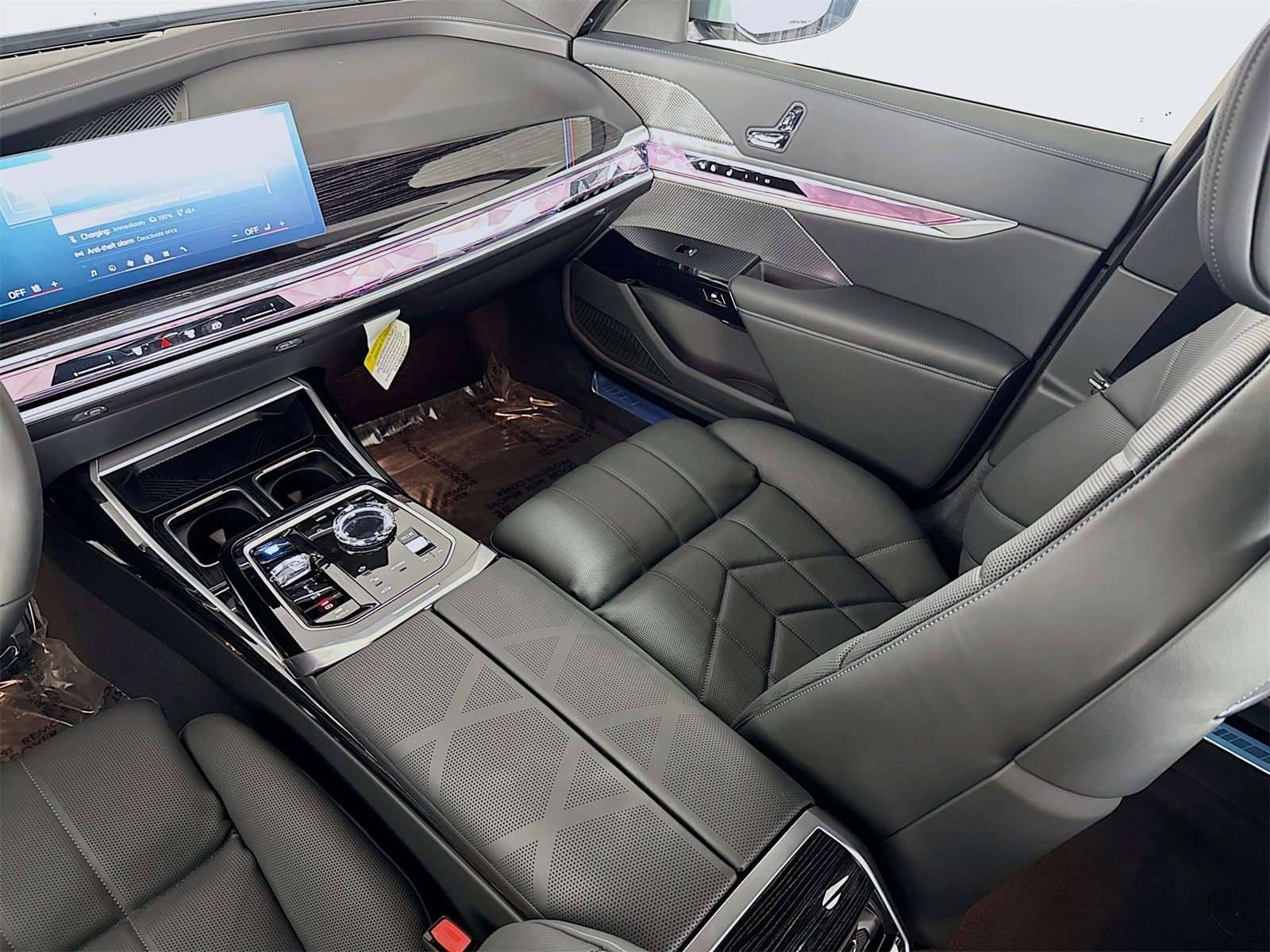 New 2026 BMW i7 eDrive50 w/ M Sport Package image 24