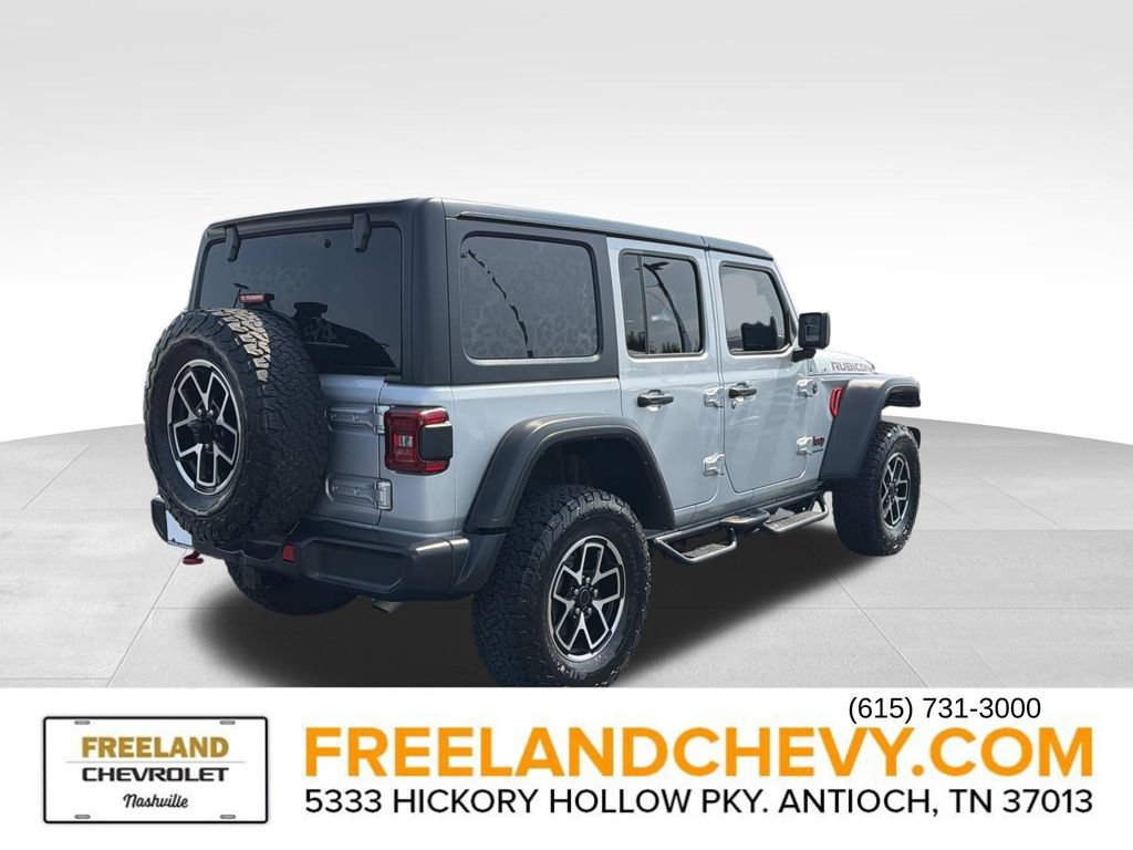 Used 2024 Jeep Wrangler Unlimited Rubicon AWD/4WD image 3