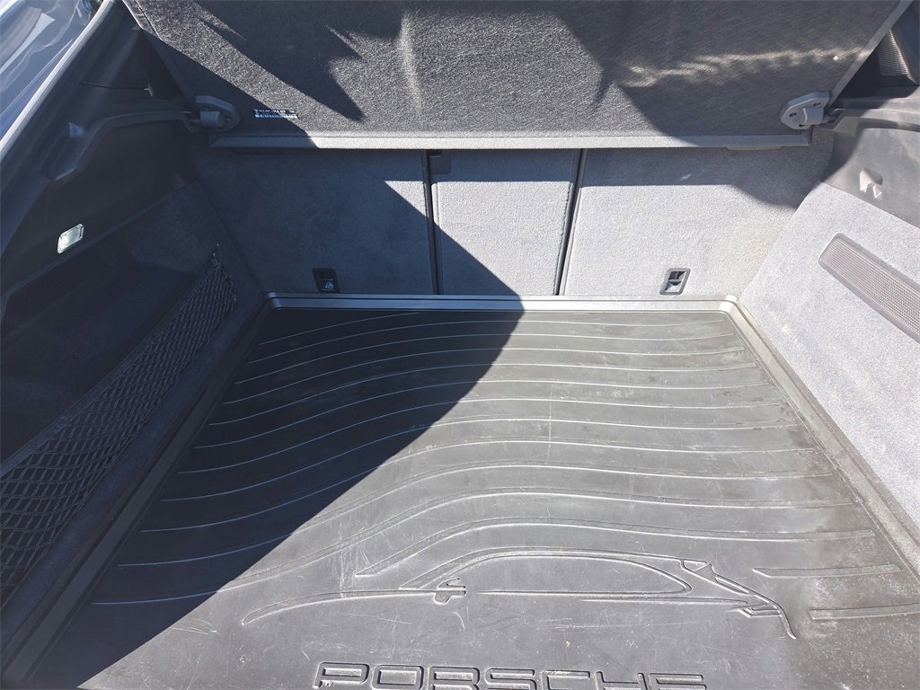 Used 2024 Porsche Cayenne Turbo GT image 30