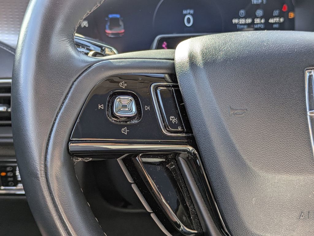 Used 2023 Lincoln Corsair Reserve w/ Equipment Group 202A image 15