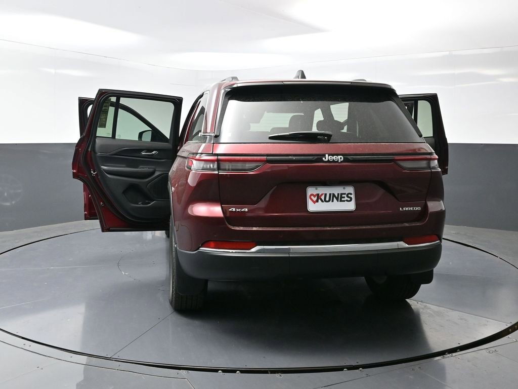 New 2025 Jeep Grand Cherokee Laredo X w/ Luxury Tech Group I image 57