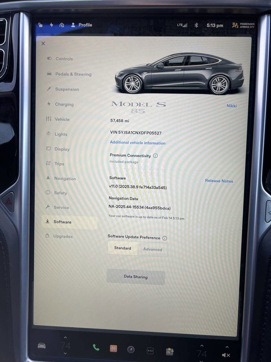 Used 2013 Tesla Model S Long Range image 19