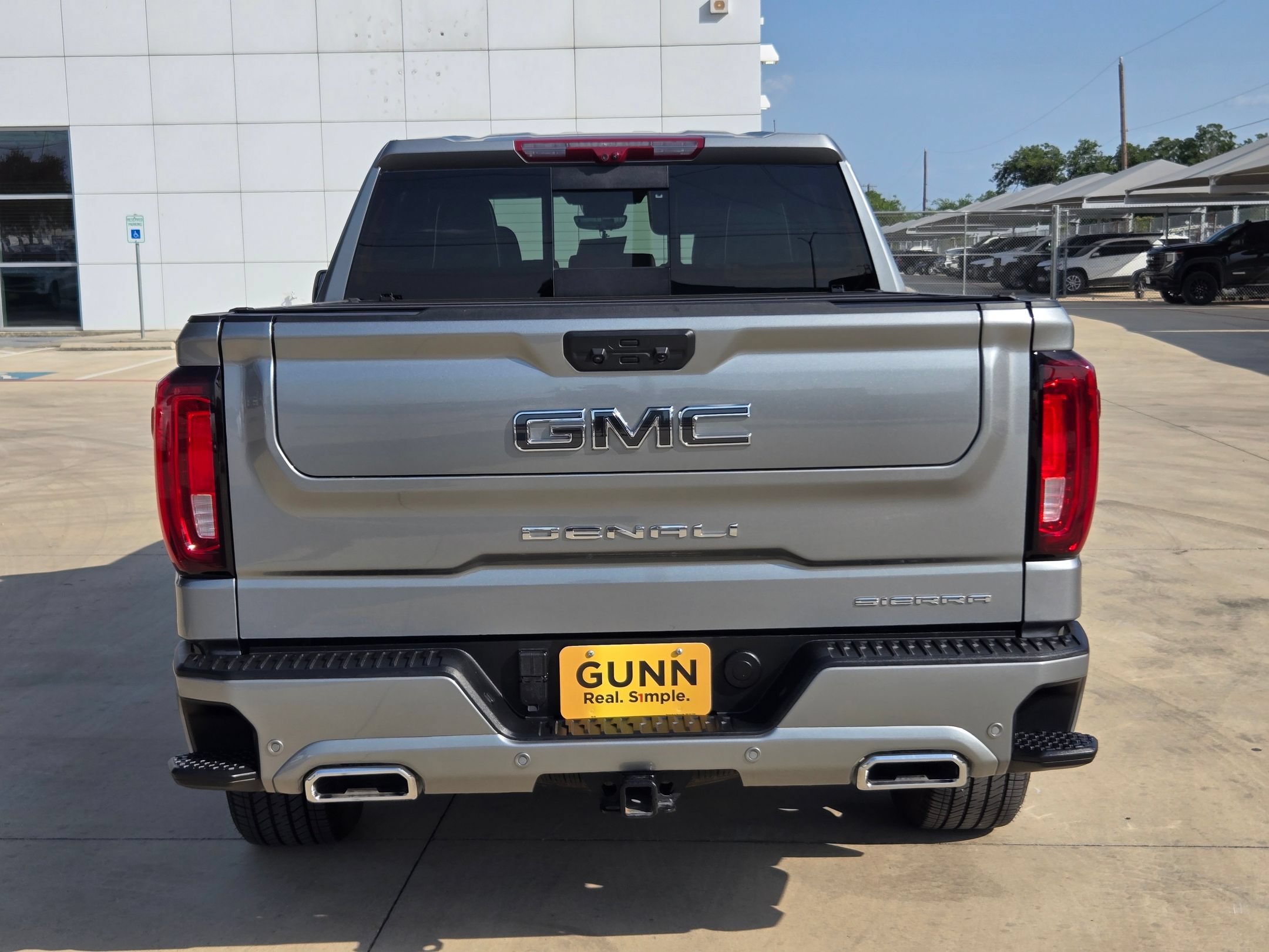 Certified 2025 GMC Sierra 1500 Denali Ultimate AWD/4WD image 6
