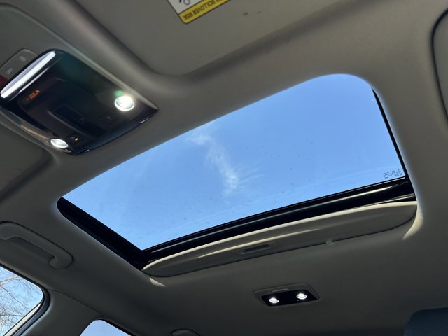 Used 2023 Kia Seltos EX image 38