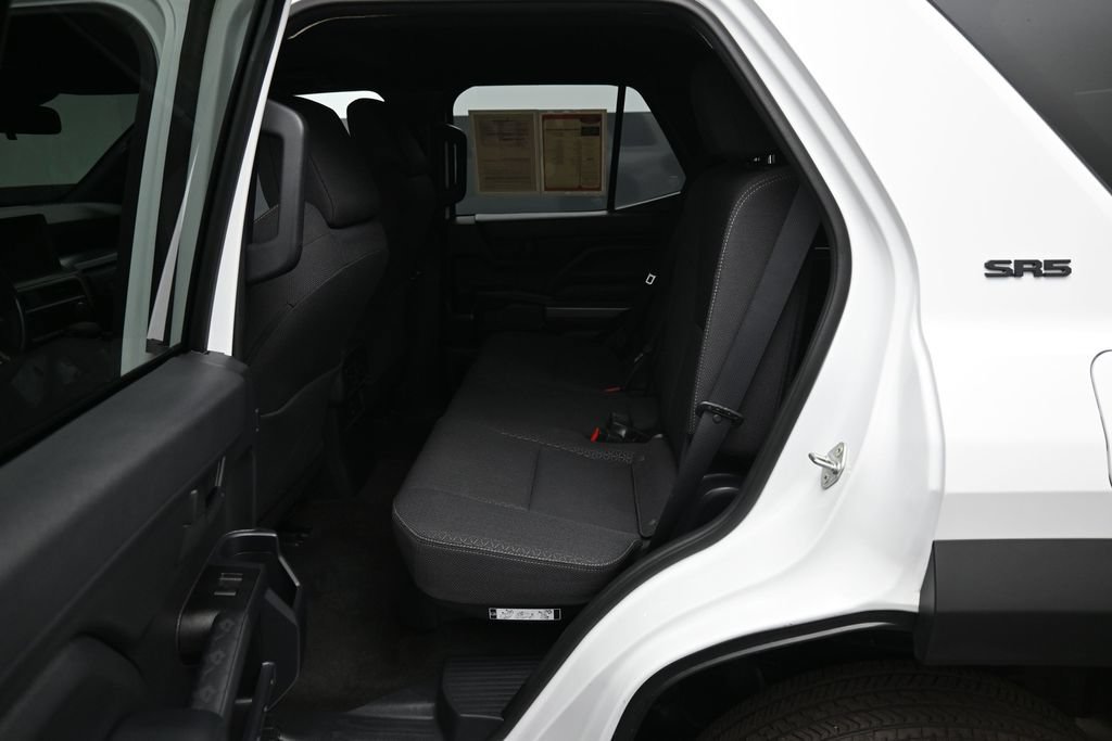 Certified 2025 Toyota 4Runner SR5 AWD/4WD image 26