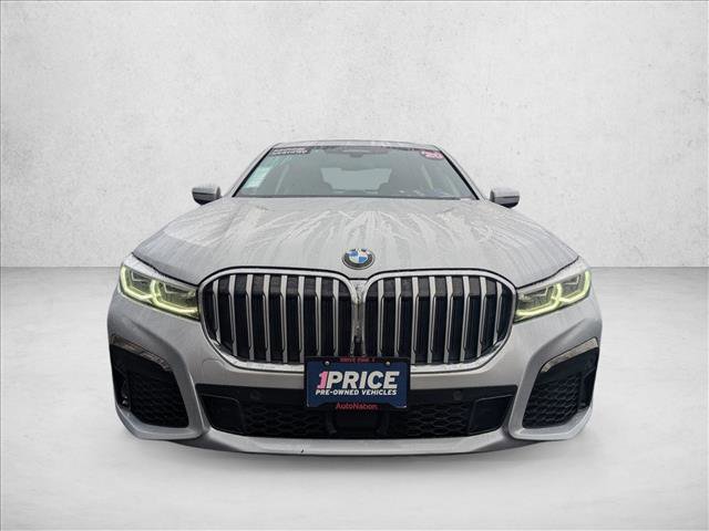 Used 2020 BMW 750i xDrive w/ Executive Package image 2