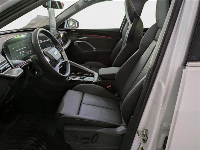 New 2025 Audi Q5 Premium Plus image 4