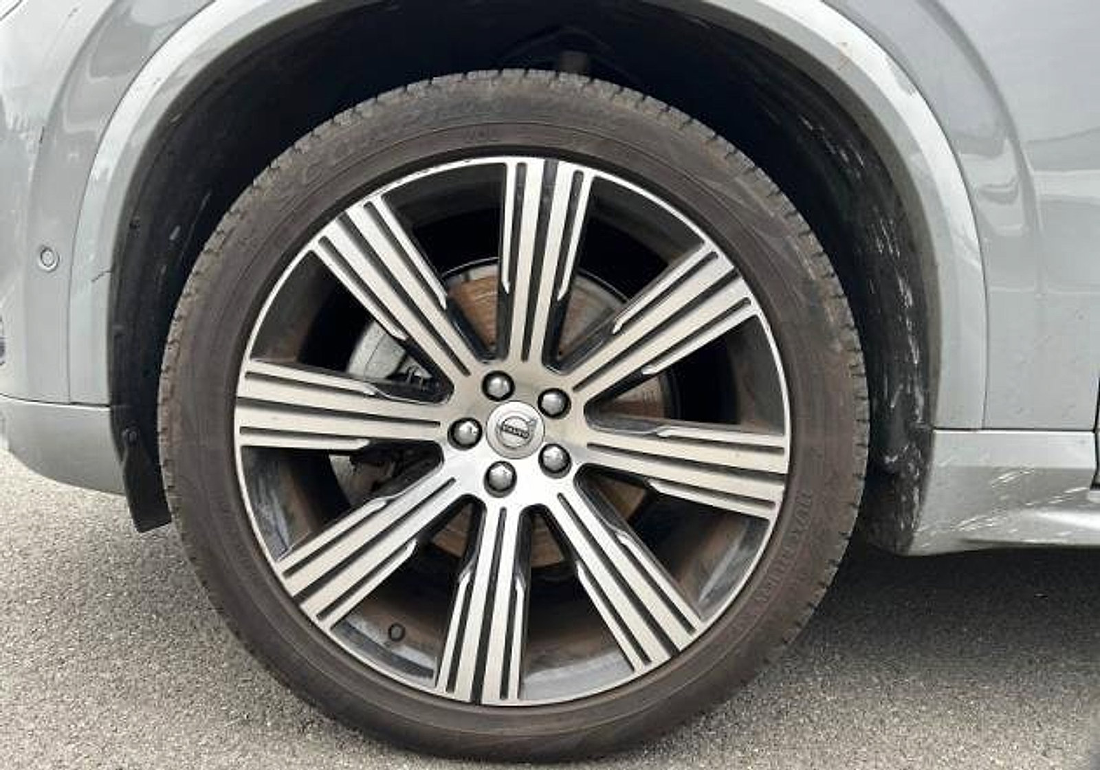 Certified 2024 Volvo XC90 B6 Plus image 20