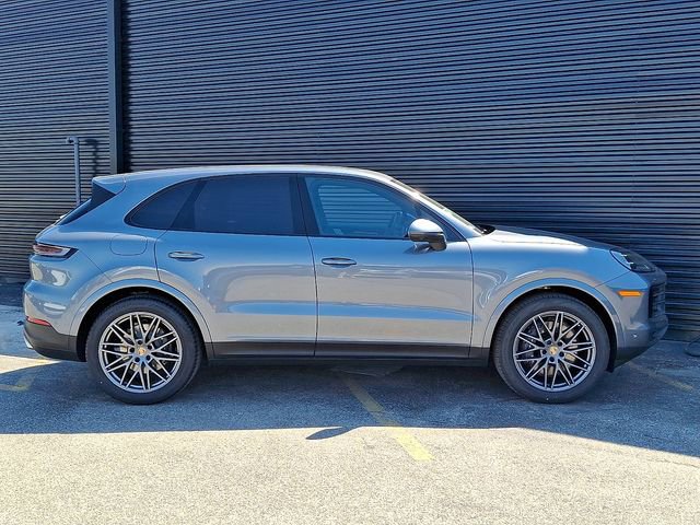 New 2026 Porsche Cayenne AWD/4WD image 8