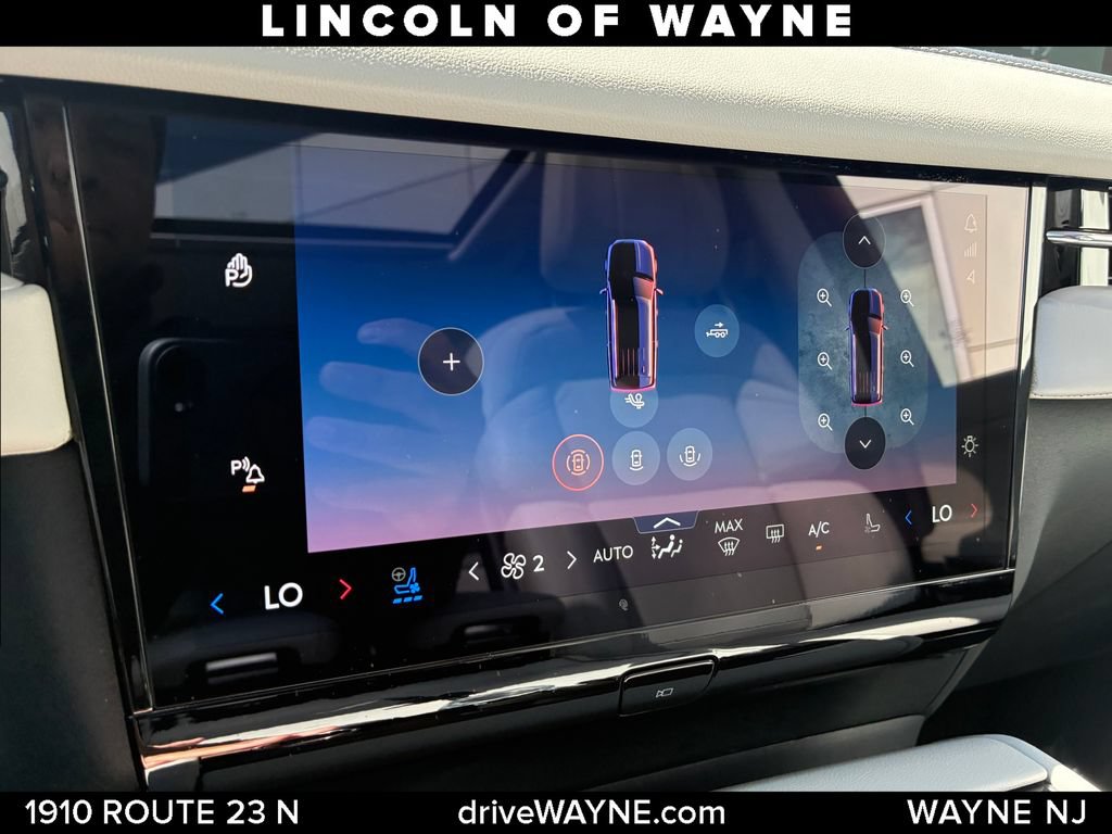 Used 2026 Lincoln Navigator Reserve AWD/4WD image 20