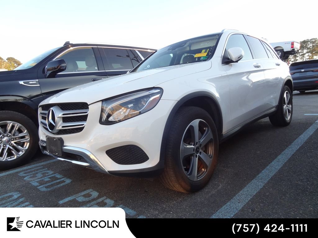 Used 2019 Mercedes-Benz GLC 300 4MATIC image 3