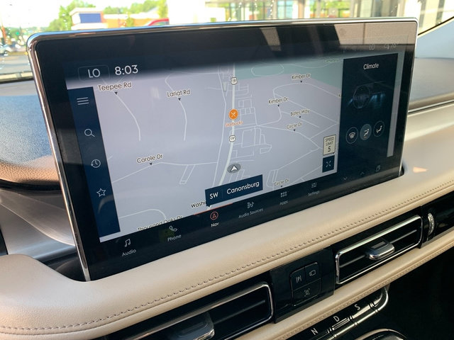 Used 2023 Lincoln Nautilus AWD w/ Premium Package image 26