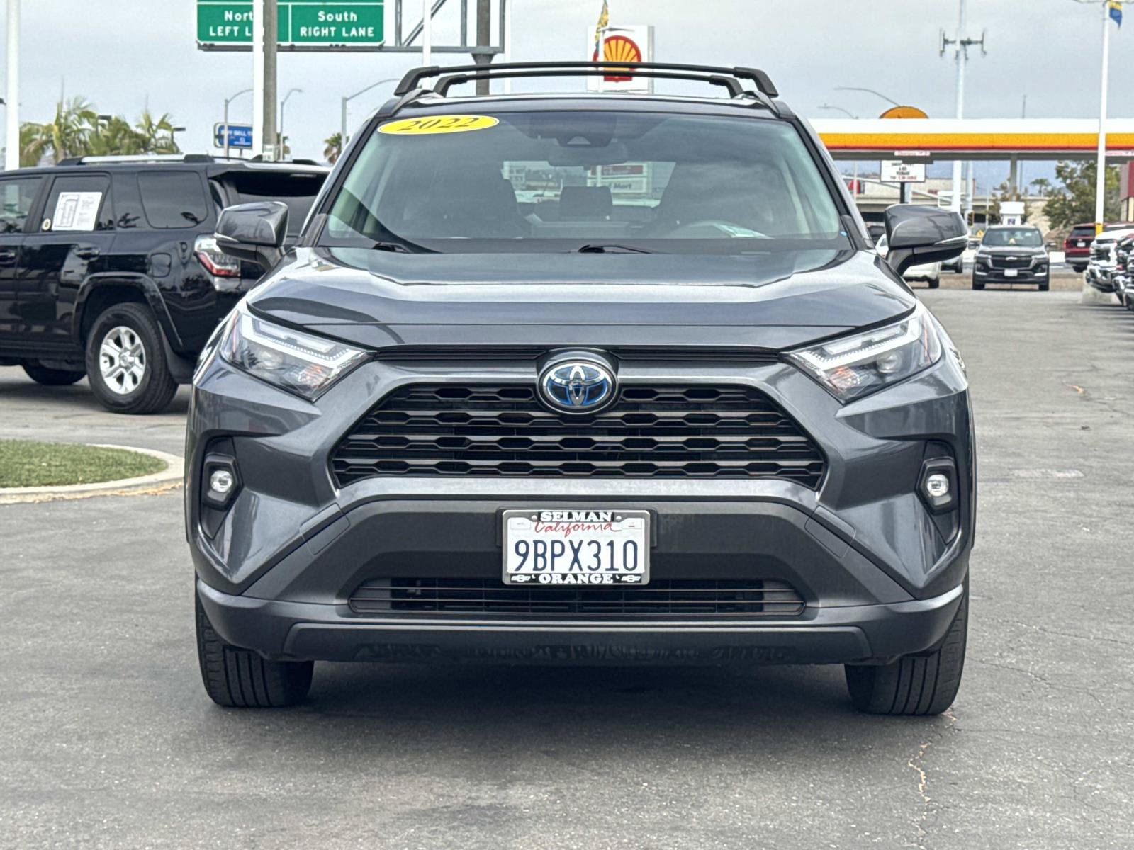 Used 2022 Toyota RAV4 XLE Premium AWD/4WD video 2
