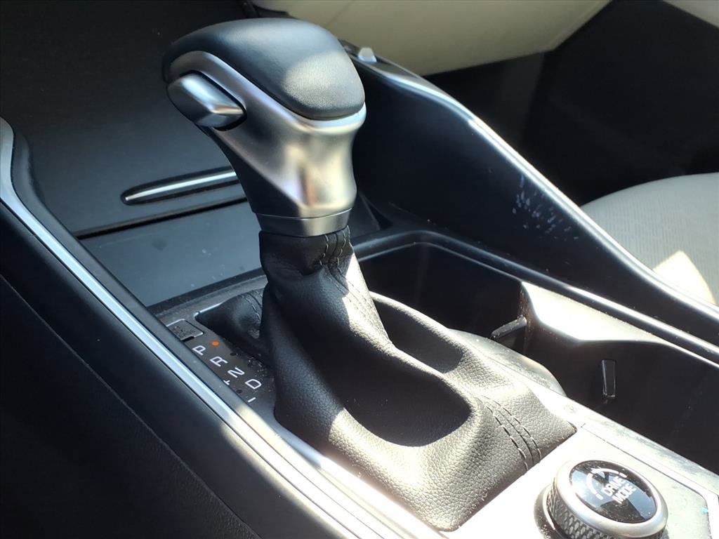 Used 2023 Kia Sorento S w/ Panoramic Sunroof Package image 15