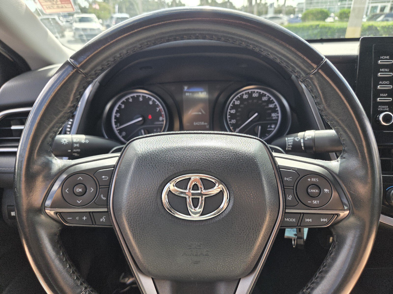 Used 2023 Toyota Camry SE FWD image 24
