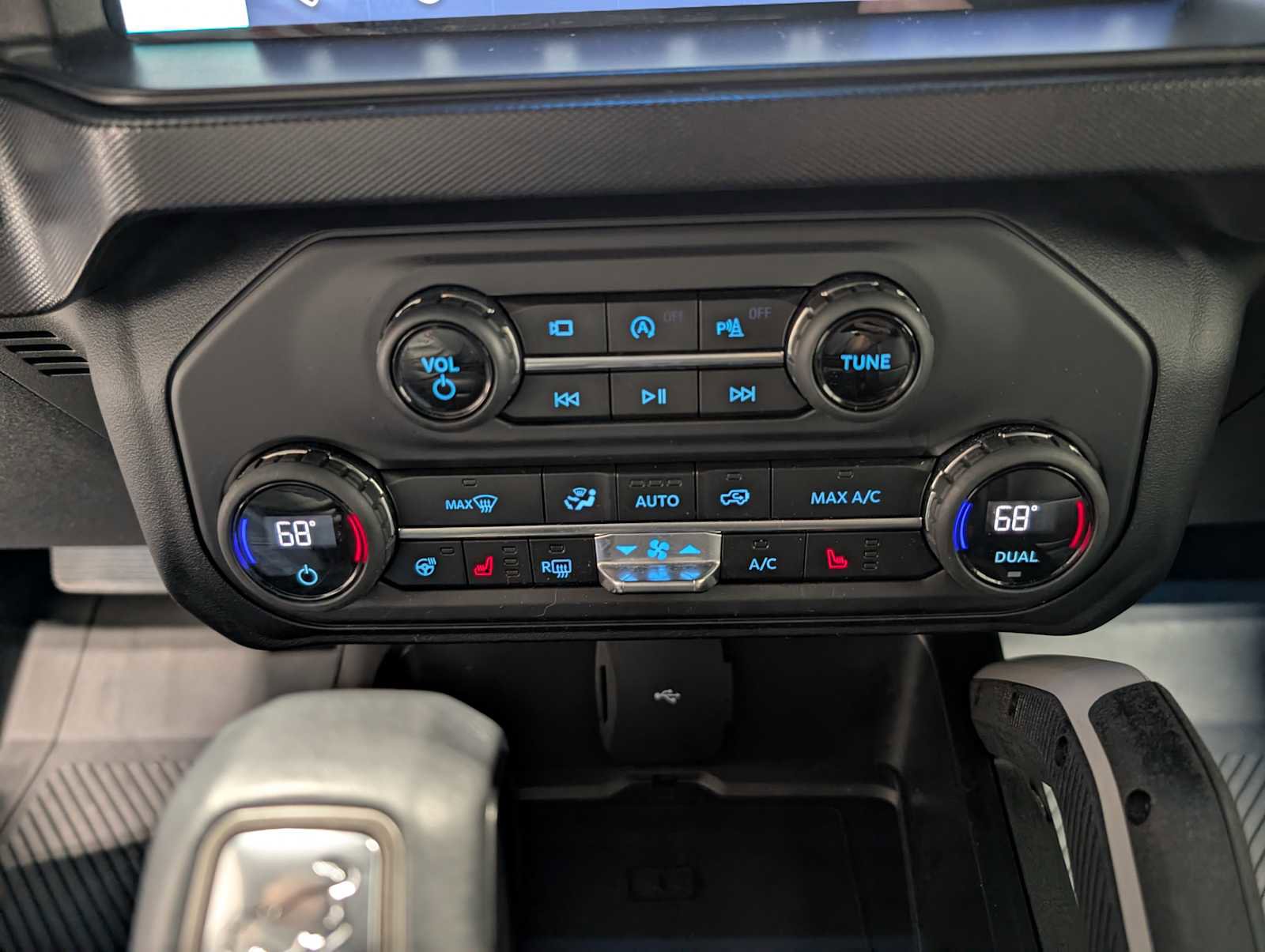 Used 2021 Ford Bronco First Edition image 33