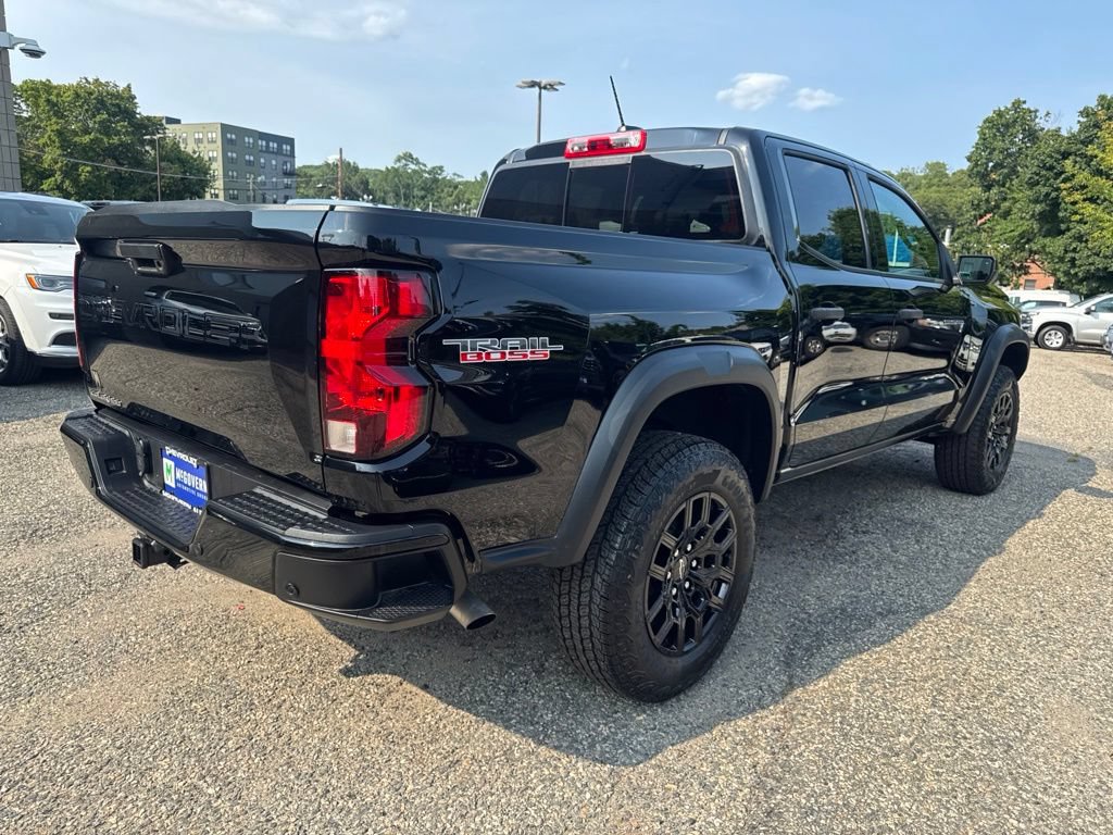 Used 2026 Chevrolet Colorado Trail Boss AWD/4WD image 36