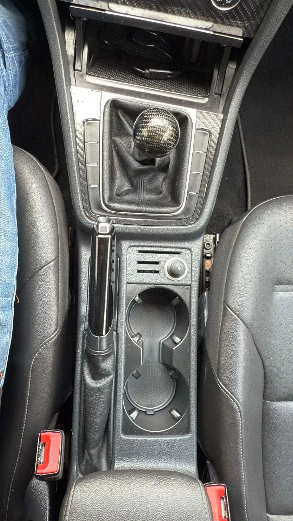 Used 2015 Volkswagen Golf S FWD image 20
