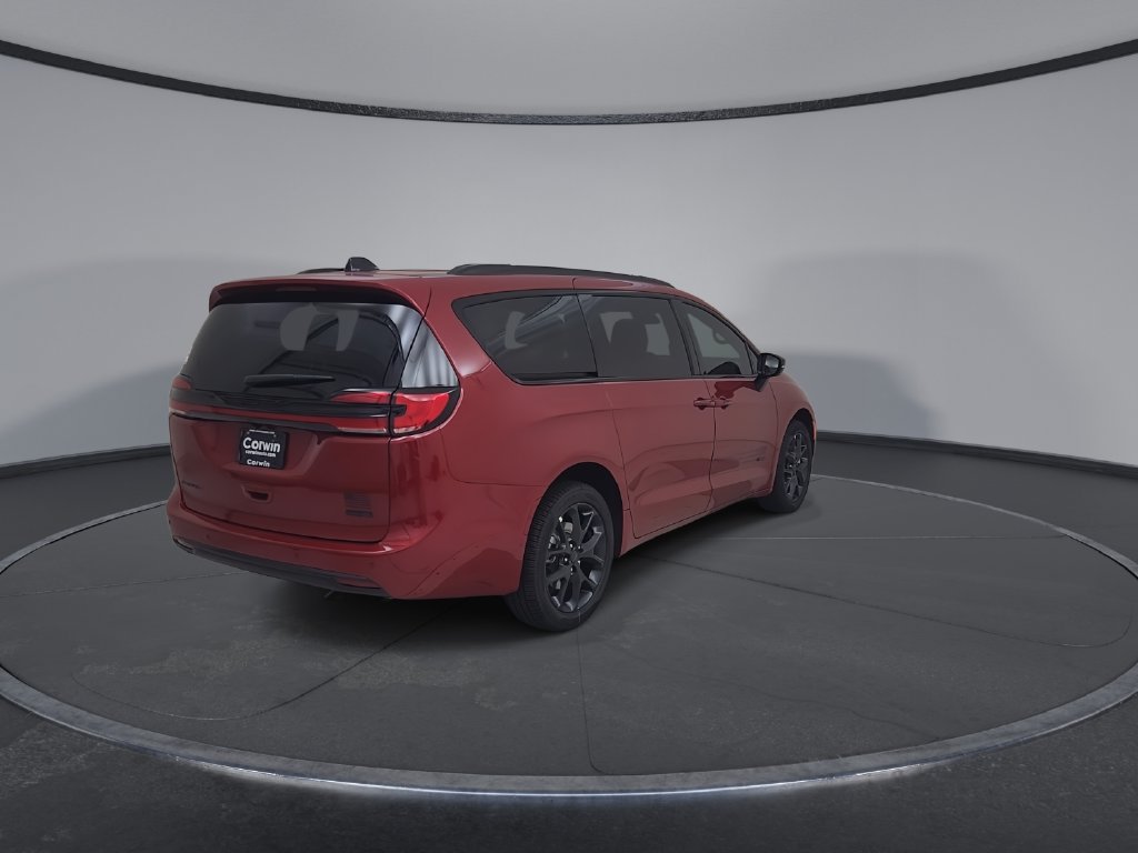 New 2027 Chrysler Pacifica Select AWD/4WD image 14