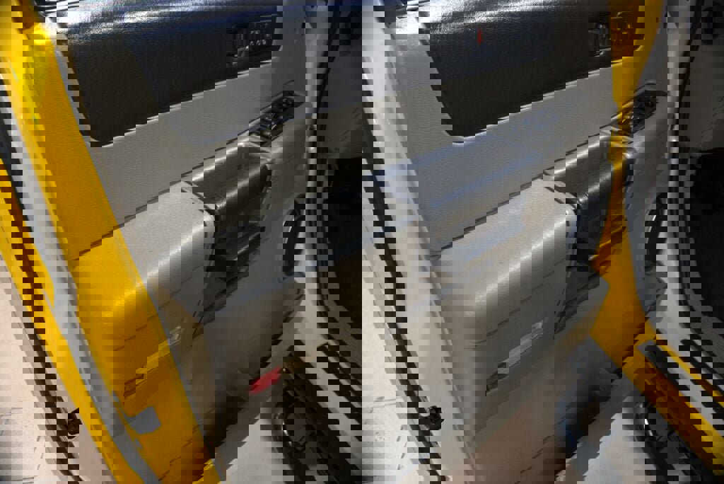 Used 2003 HUMMER H2 w/ Preferred Equipment Group image 37