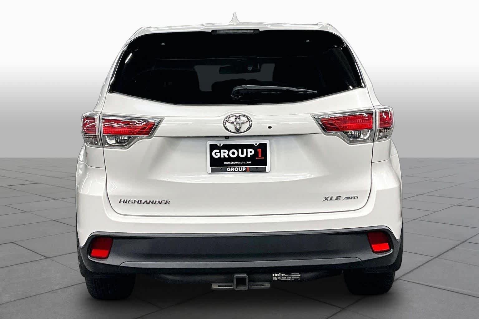 Used 2015 Toyota Highlander XLE AWD/4WD image 4