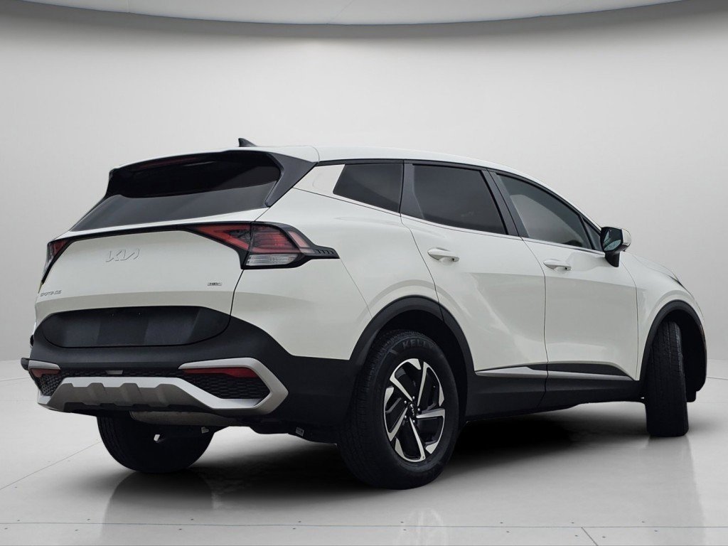 Used 2023 Kia Sportage LX image 22