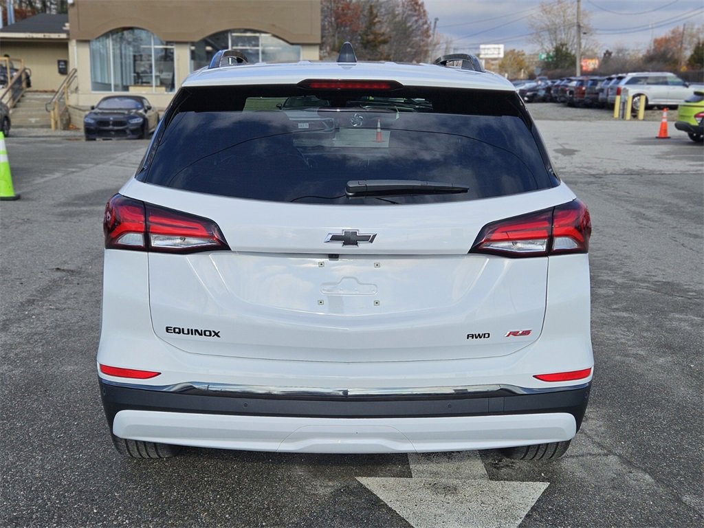 Used 2023 Chevrolet Equinox RS image 4