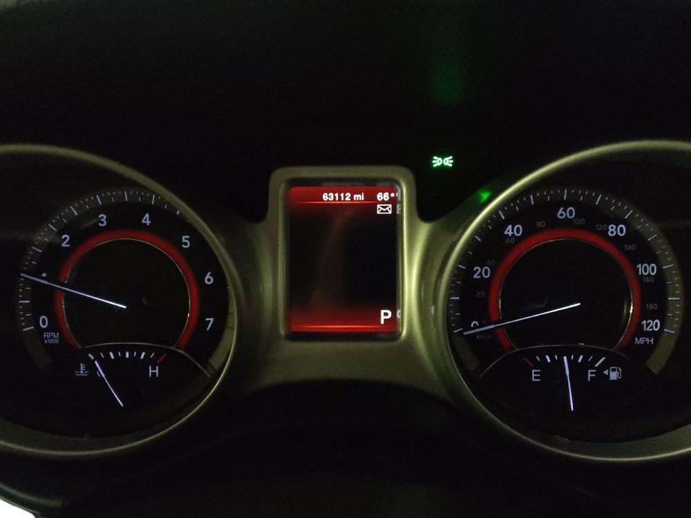 Used 2019 Dodge Journey SE image 23