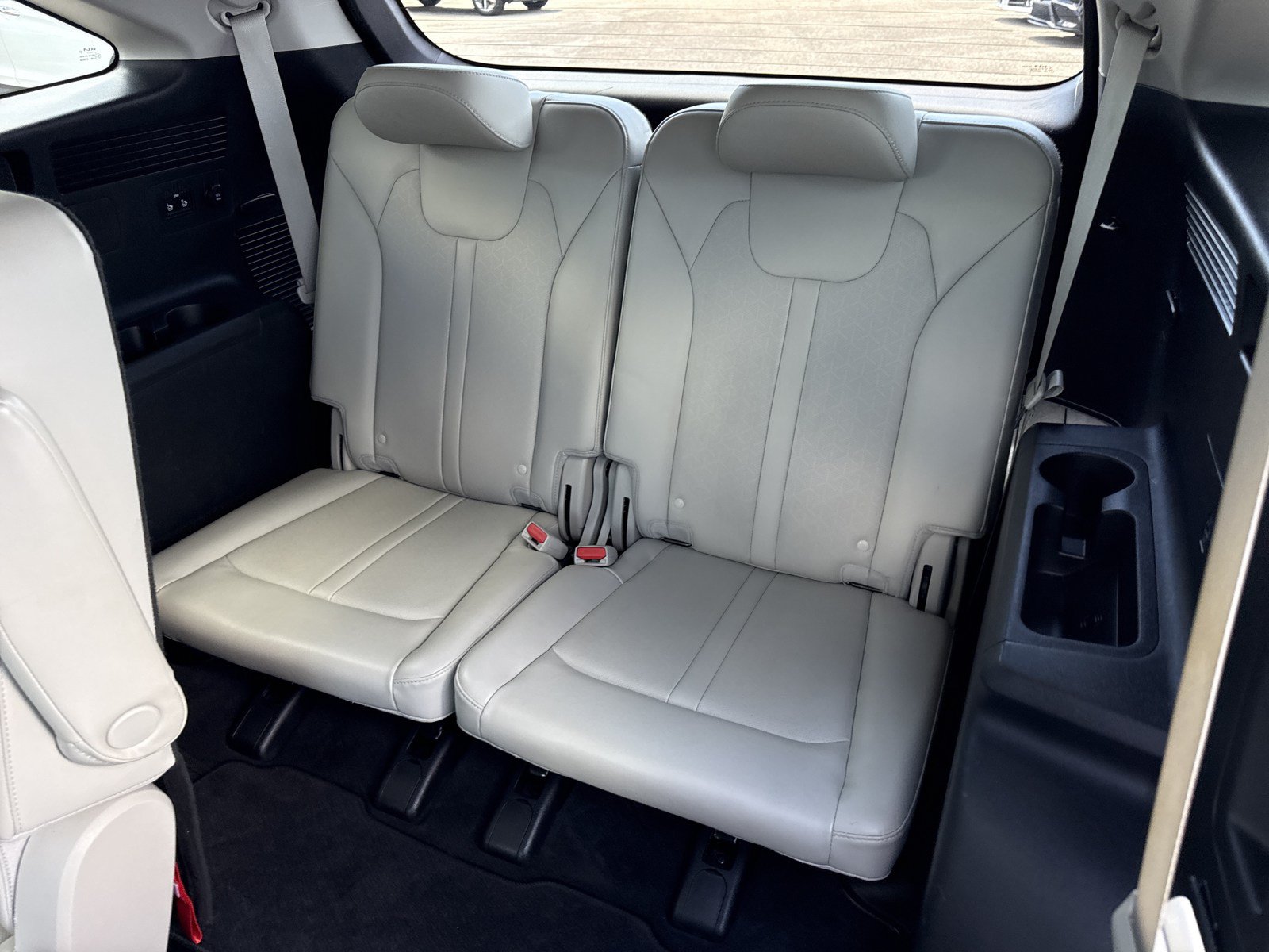 Used 2022 Kia Sorento SX FWD image 16