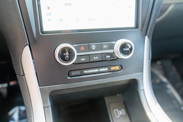 Used 2024 Ford Edge SEL w/ Sport Appearance Package AWD/4WD image 25